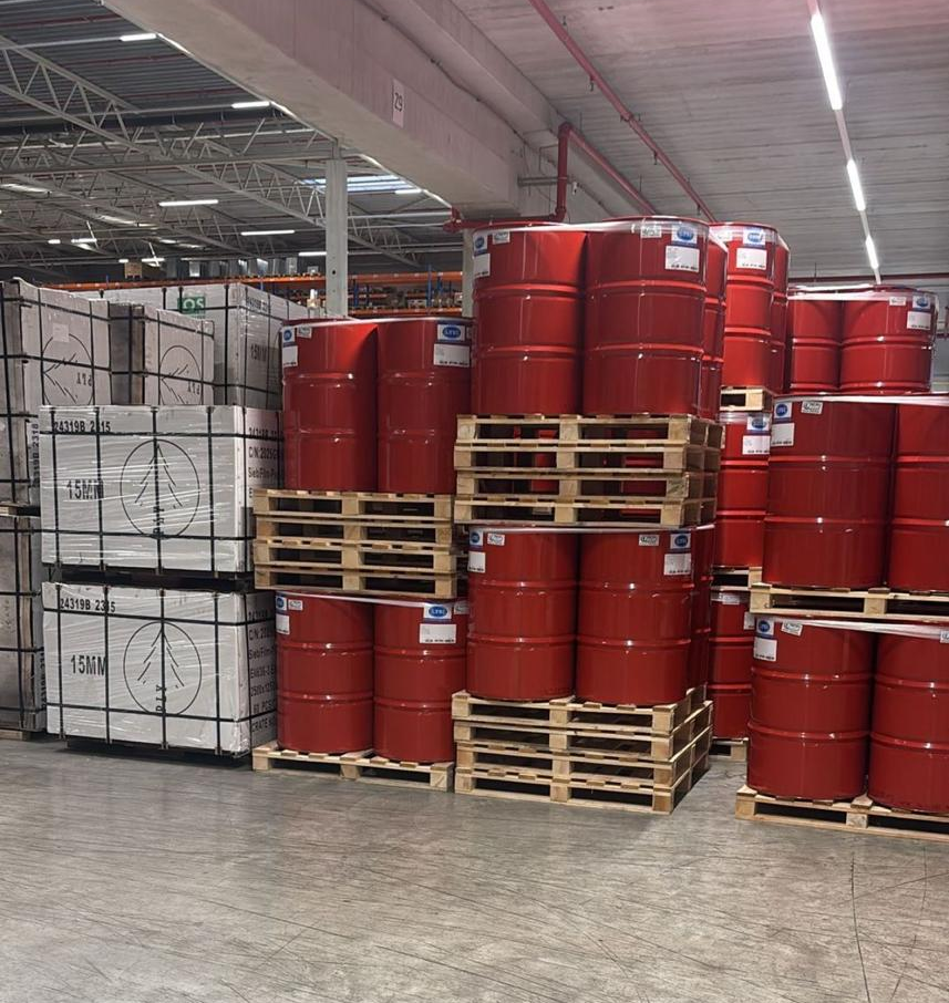 Pharmaceutical raw material drums bulk storage warehouse